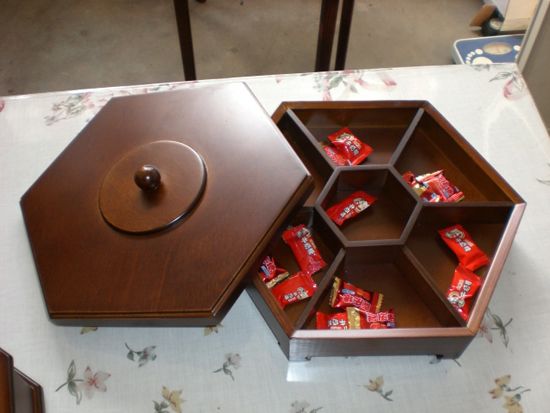 Special-creative-fashion-wooden-candy-compote-of-dried-fruit-seeds-wooden-box-wedding-candy-box-compartments.jpg
