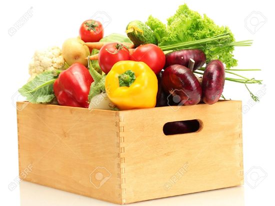 14907341-Fresh-vegetables-in-wooden-box-isolated-on-white-Stock-Photo-food.jpg
